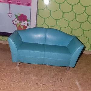 2007 Barbie MY HOUSE Doll Furniture LIVING ROOM BLUE COUCH/SOFA w/silver legs